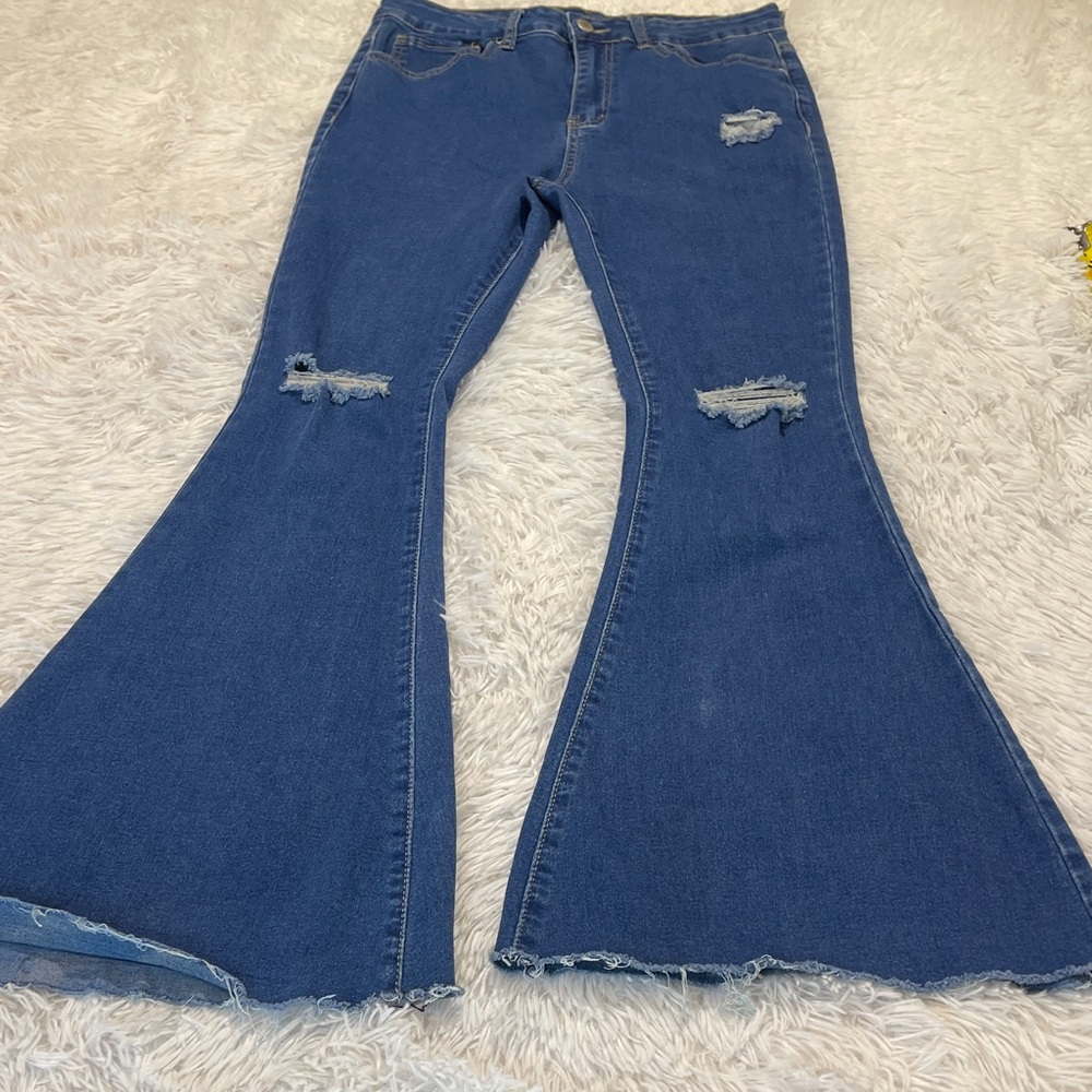 SHEIN Distressed Flare Jeans in Blue WOMENS SIZE 6